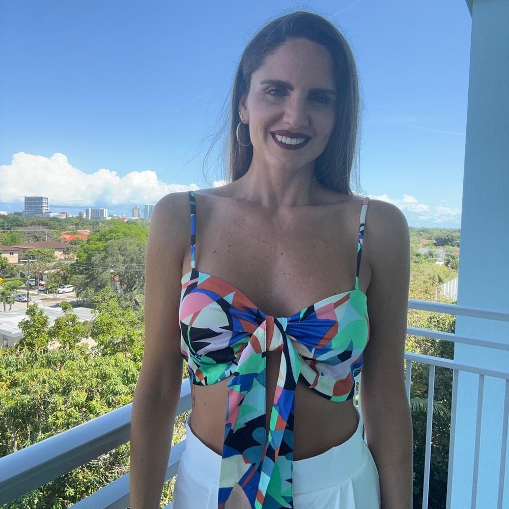 Front Tie Top